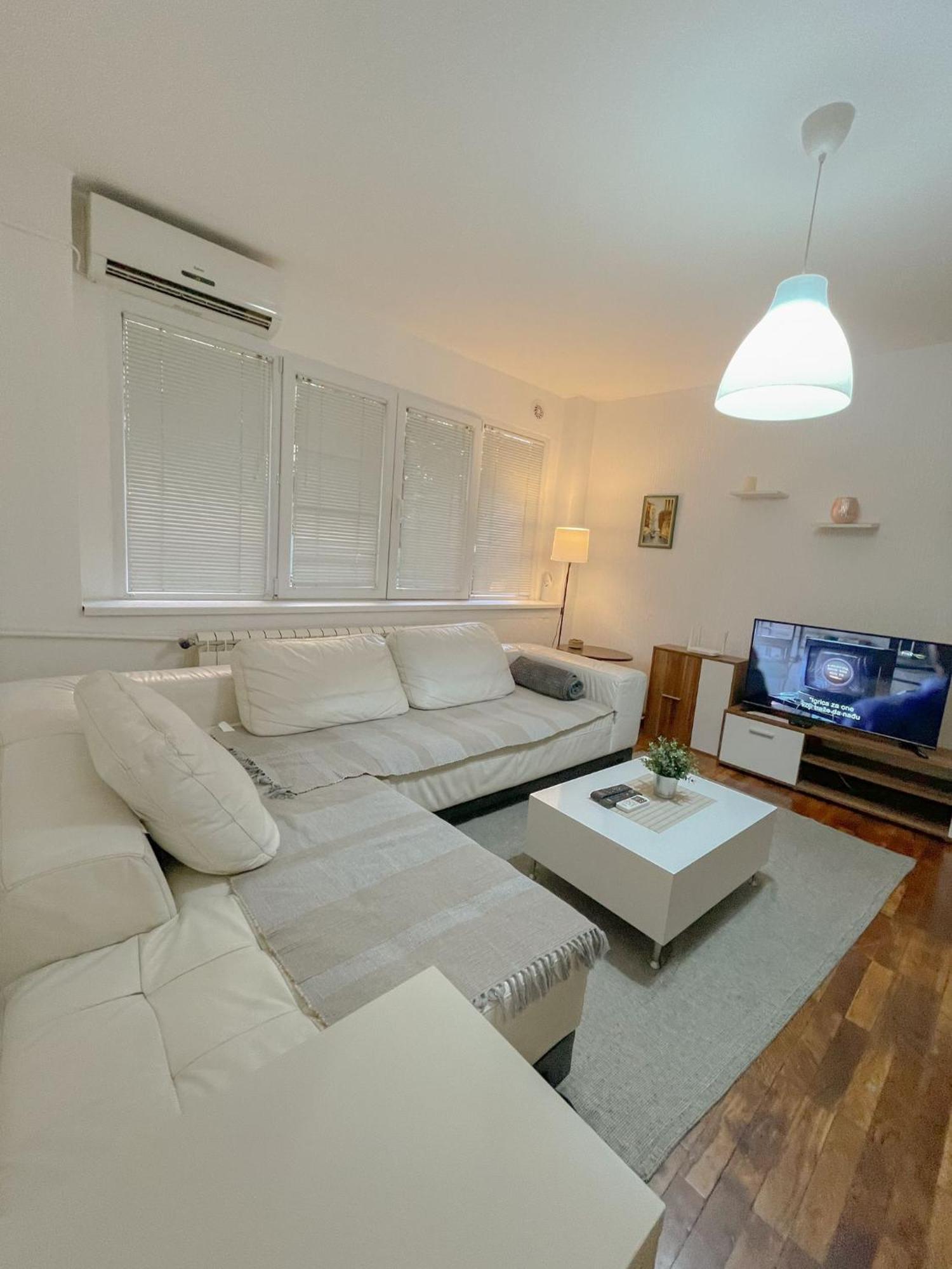Slavija Mcd Apartment Белград Екстериор снимка